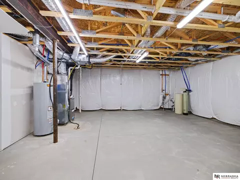 1807 Mayflower Rd, Bellevue, NE 68123 photo 23