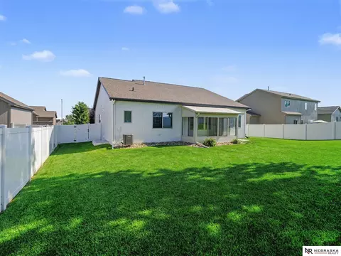 1807 Mayflower Rd, Bellevue, NE 68123 photo 27