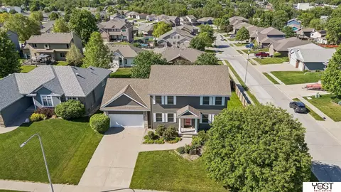 15430 Briar St, Omaha, NE 68138