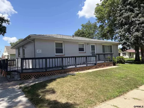 5141 N 72nd St, Lincoln, NE 68507