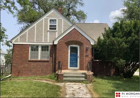 4402 Pierce St, Omaha, NE 68105