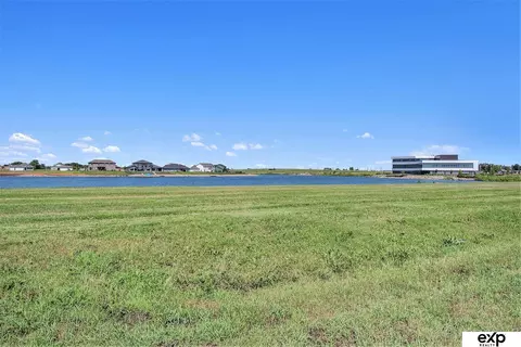 4674 E 18th Ave, Fremont, NE 68028 photo 8