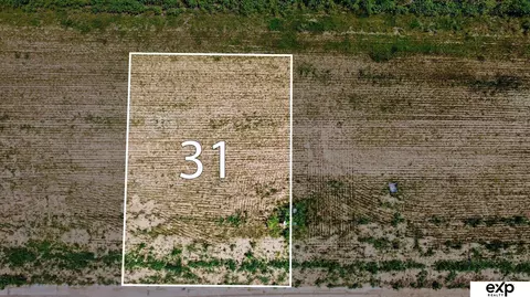 2211 N 215 St, Elkhorn, NE 68022