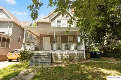 4038 Seward St, Omaha, NE 68111