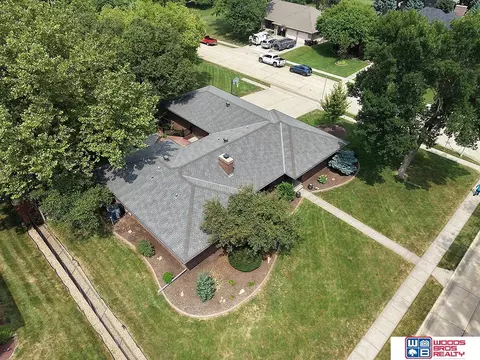 View/Area - 125 Regency Dr, Beatrice, NE 68310 photo 1 of 12