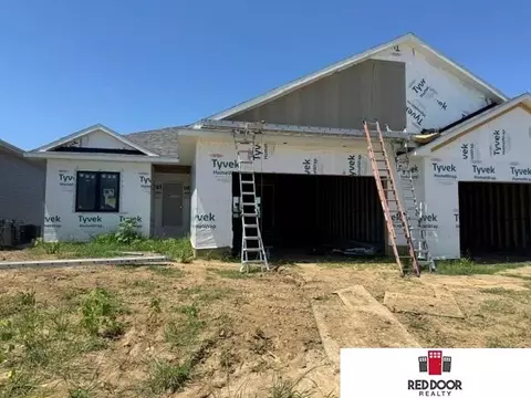 8611 S 50 Ct, Lincoln, NE 68516