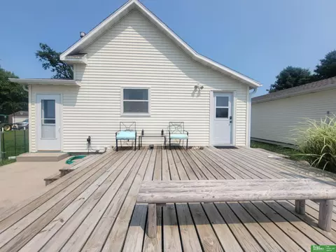 Exterior - 309 E P, Mccool Junction, NE 68401 photo 3 of 7