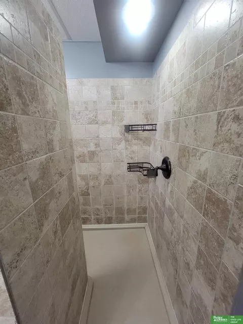 Bath - 309 E P, Mccool Junction, NE 68401 photo 6 of 7