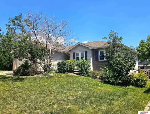 2634 SW 15th St, Lincoln, NE 68522