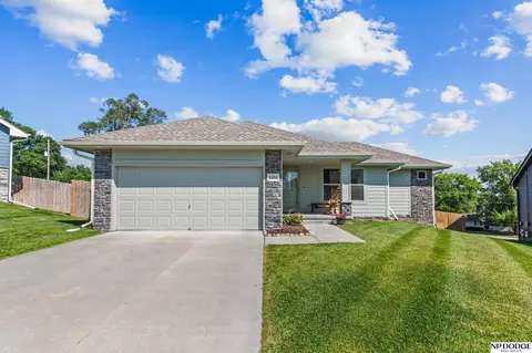 1424 Mount Hope Cir, Blair, NE 68008