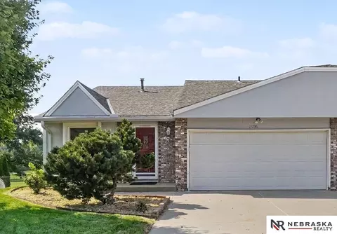 11736 Ruggles Cir, Omaha, NE 68164