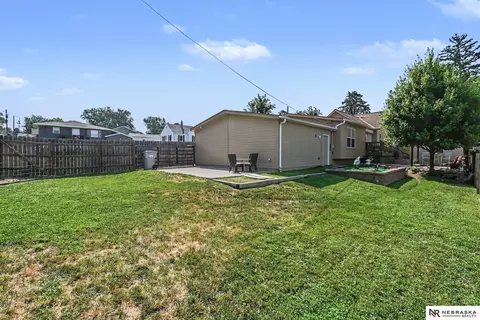 Exterior - 210 N 2nd St, Springfield, NE 68059 photo 4 of 5