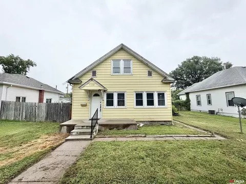 4108 N 58th St, Lincoln, NE 68507