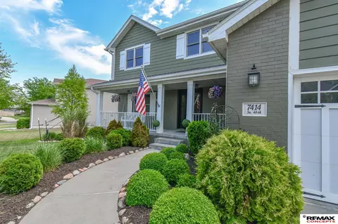 7414 S 48th St, Lincoln, NE 68516