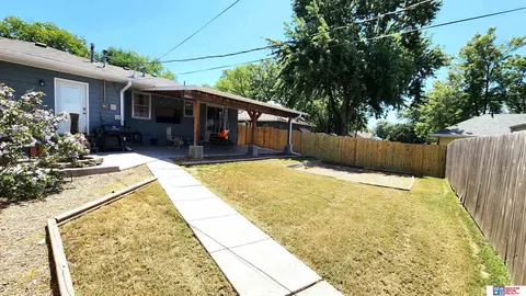 Exterior - 1421 N 9th St, Beatrice, NE 68310 photo 8 of 8
