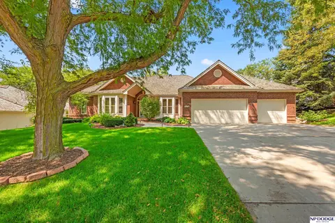 1414 N 132 Avenue Cir, Omaha, NE 68154
