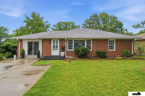 5600 L St, Lincoln, NE 68510