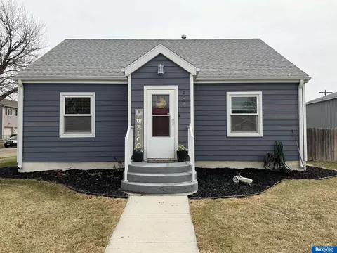 Exterior - 247 4th St, Hampton, NE 68843 photo 2 of 12