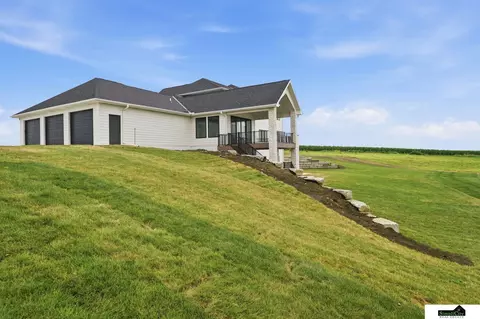 Exterior - 1652 County Road E Rd, Wahoo, NE 68066 photo 9 of 10