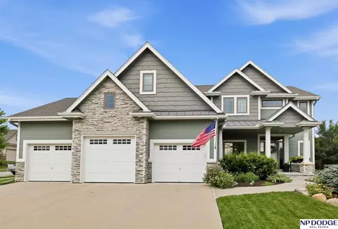 10103 S 125 St, Papillion, NE 68046