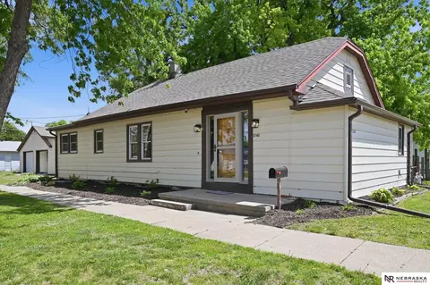 3140 4th Ave, Council Bluffs, IA 51501