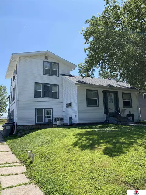 3502 S 51 St, Lincoln, NE 68516