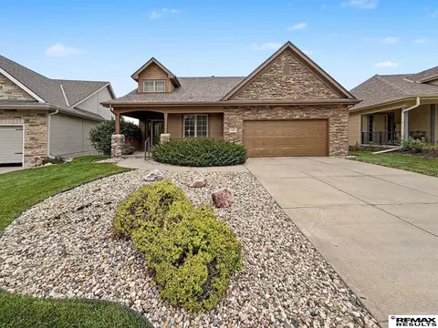 3626 S 193 St, Omaha, NE 68130