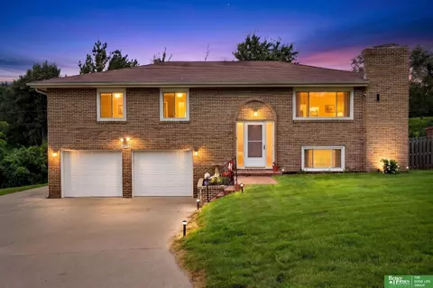 2610 N 138 St, Omaha, NE 68164