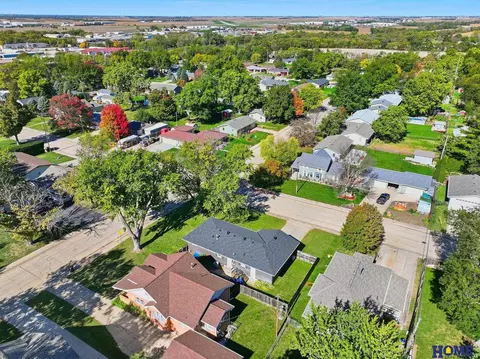 View/Area - 1101 Carlyle St, Beatrice, NE 68310 photo 3 of 5