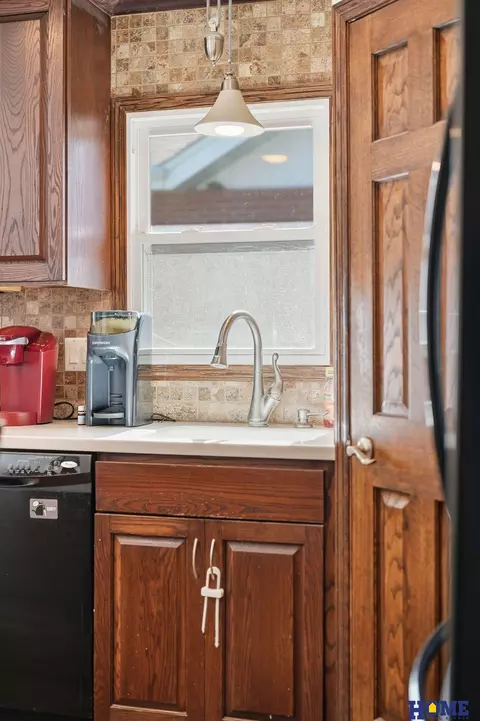 Kitchen - 1101 Carlyle St, Beatrice, NE 68310 photo 3 of 5