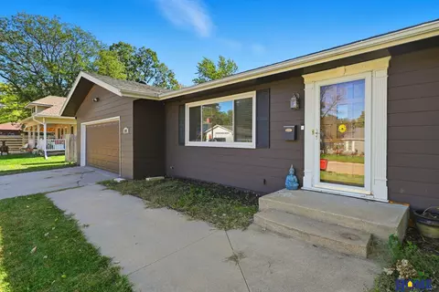 Other - 1101 Carlyle St, Beatrice, NE 68310 photo 2 of 12