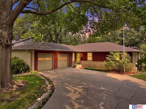 3530 S 38th St, Lincoln, NE 68506