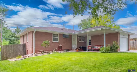 331 Indian Rd, Lincoln, NE 68505