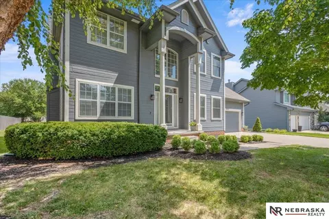 5923 S 175th Cir, Omaha, NE 68135