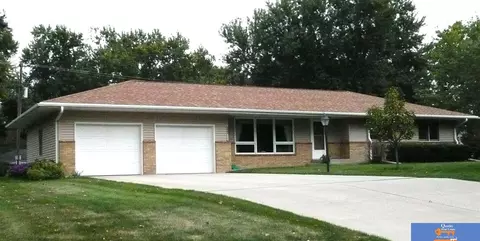 608 N 12th St, Wymore, NE 68466