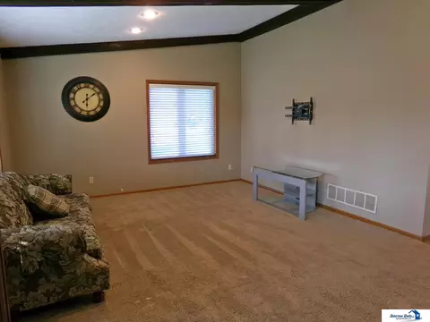 Living - 1520 Ashland Ave, Beatrice, NE 68310 photo 2 of 6