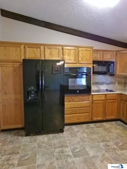 Kitchen - 1520 Ashland Ave, Beatrice, NE 68310 photo 3 of 13
