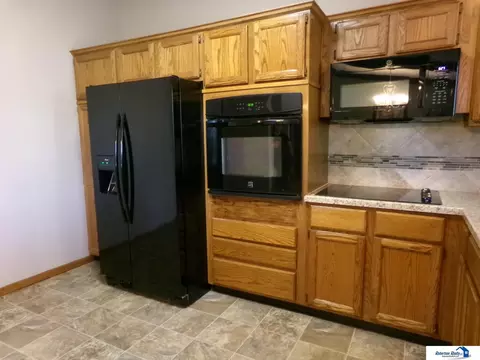 Kitchen - 1520 Ashland Ave, Beatrice, NE 68310 photo 11 of 13
