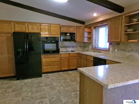 Kitchen - 1520 Ashland Ave, Beatrice, NE 68310 photo 2 of 13