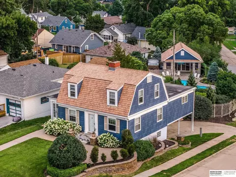 3865 Martha St, Omaha, NE 68105