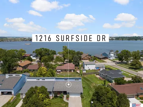 1216 Surfside Ct, Lincoln, NE 68528