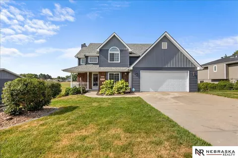 3819 Buccaneer Blvd, Plattsmouth, NE 68048