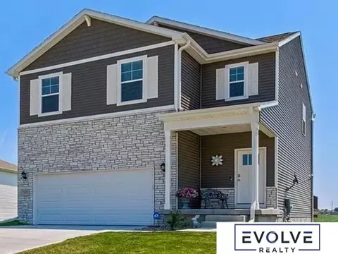 17675 Rose Lane Rd, Omaha, NE 68136