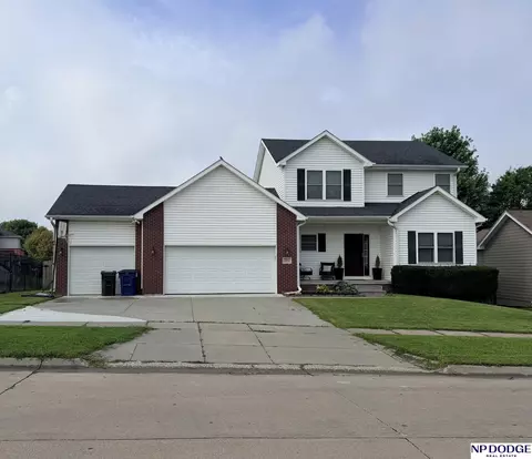 3215 Whitlock Rd, Lincoln, NE 68516