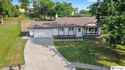 5207 Gertrude St, Omaha, NE 68157