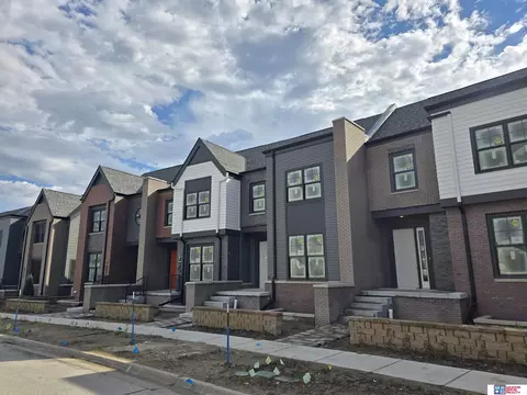 725 Blue Sage Blvd, Lincoln, NE 68521