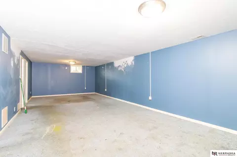 Other - 7200 Eagle Dr, Lincoln, NE 68507 photo 2 of 9