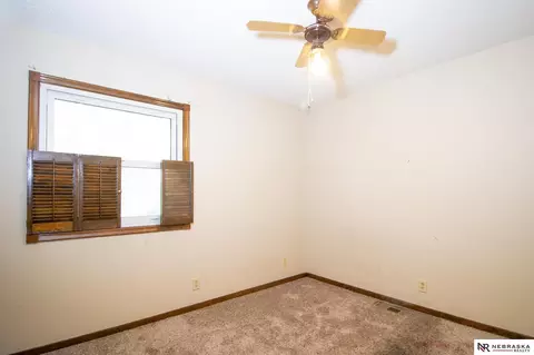 Bedroom - 7200 Eagle Dr, Lincoln, NE 68507 photo 5 of 6