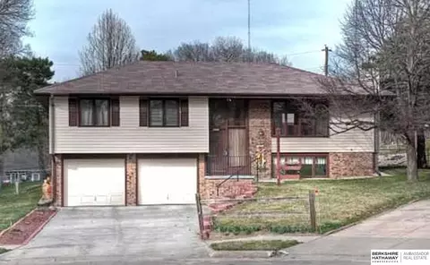 4337 N 81st Avenue Cir, Omaha, NE 68134