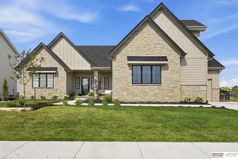 3510 S 219 Ave, Elkhorn, NE 68022